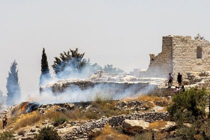 Assaltato dai coloni israeliani il villaggio cristiano di Taibeh, In Cisgiordania