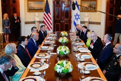 Cena alla Casa Bianca con il premier israeliano Benjamin Netanyahu e il presidente americano Donald Trump
