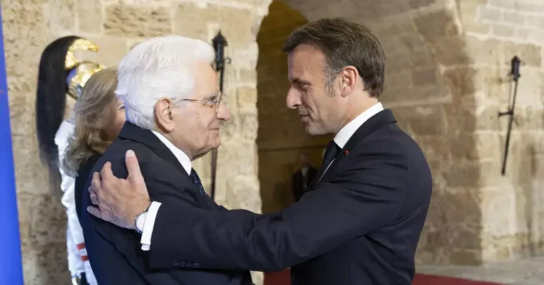 Il presidente Mattarella e il presidente francese Macron