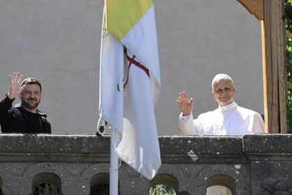 Incontro tra papa Leone XIV e il presidente ucraino Volodymyr Zelensky