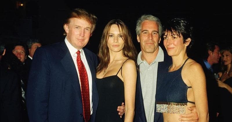 Donald e Melania Trump con Jeffrey Epstein e Ghislaine Maxwell
