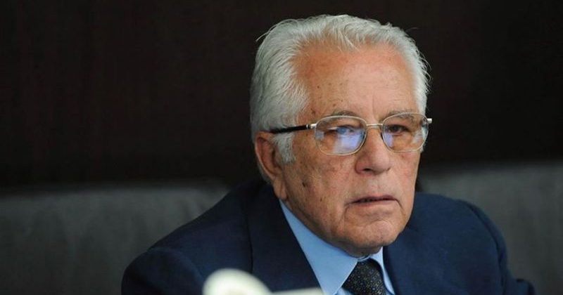 L'ex giudice Vitaliano Esposito