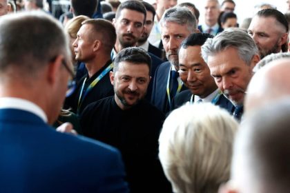 Zelensky apre la call della coalizione dei volenterosi