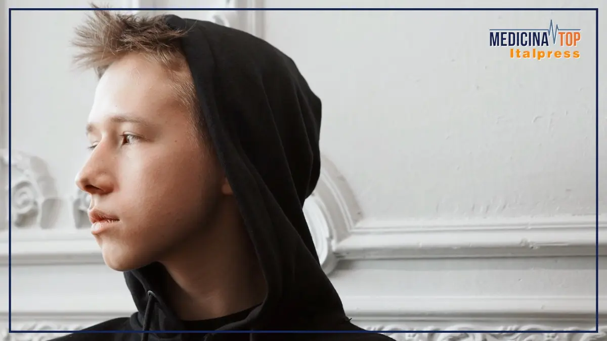 Ansie sociali e pressioni sul futuro, in Italia 54mila adolescenti Hikikomori