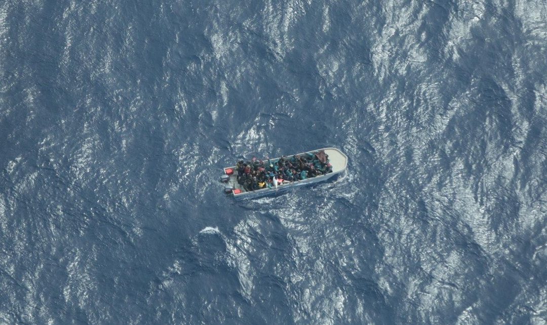 Naufragio al largo della Libia: 117 a bordo, un solo sopravvissuto