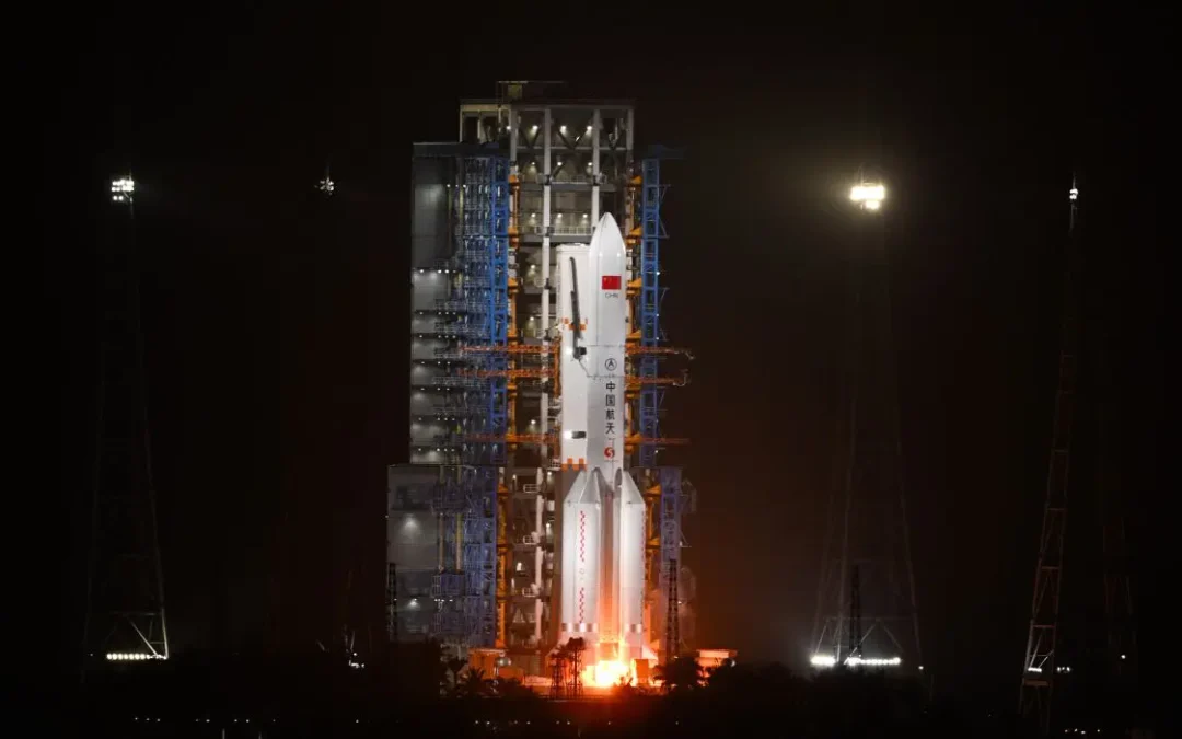 La Cina lancia il razzo Long March-12A Y1, secondo stadio in orbita