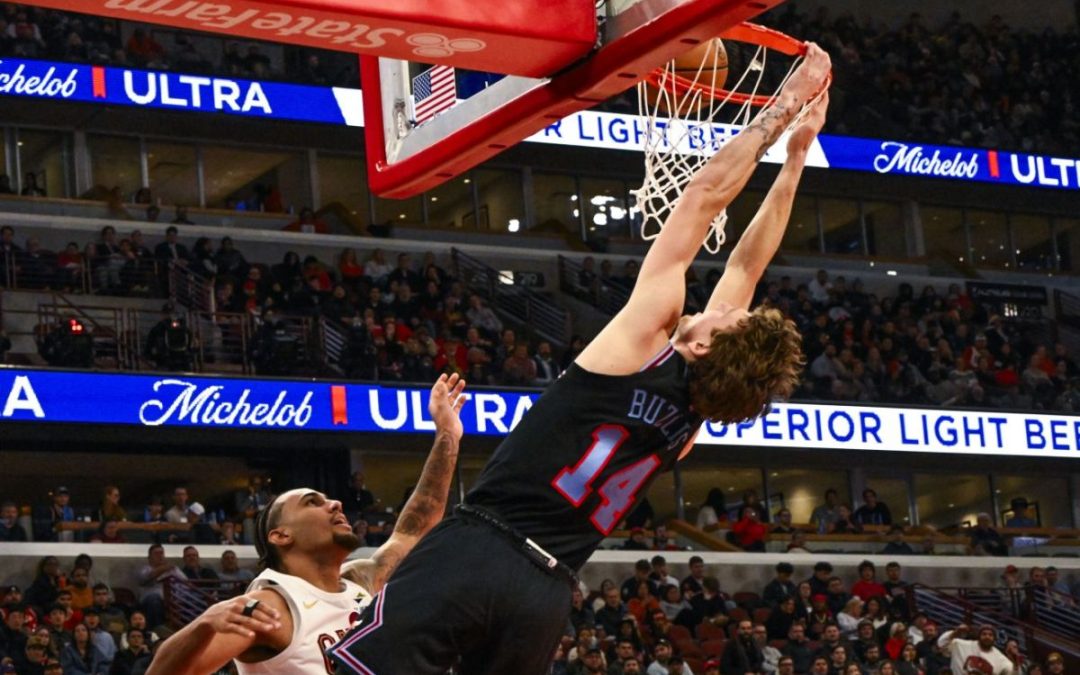 Cleveland ko a Chicago nella notte Nba, Memphis batte Minnesota 116-110