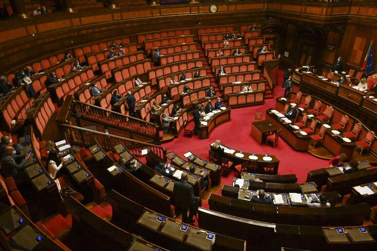 Ucraina, armi e sanità: la Lega promette battaglia alla premier