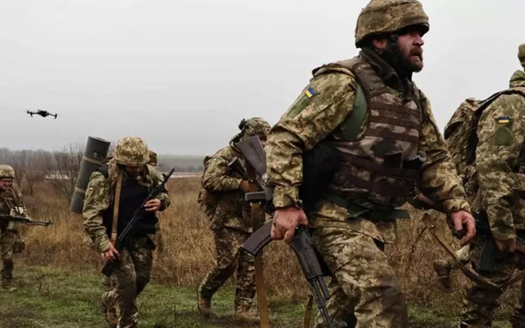 Ucraina, Mosca chiude a tregua e Nato. Usa pronti al piano per Kiev