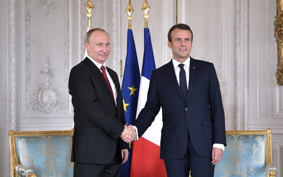 Mosca: pronti al dialogo con Macron. Parigi apre. Salta trilaterale Miami