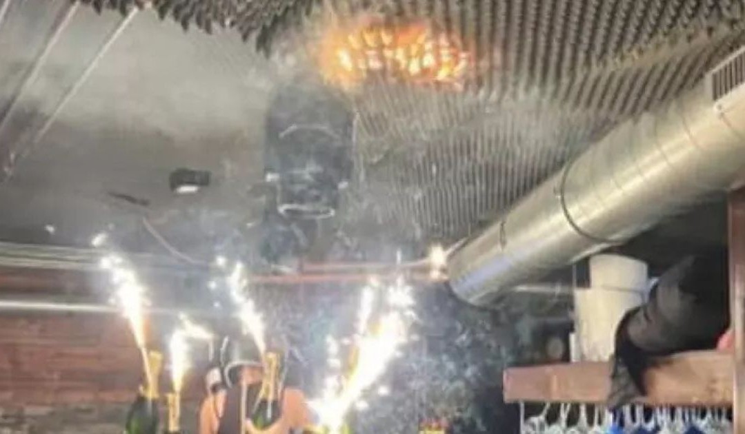 «Constellation brucia, aiutateci»: 171 chiamate in un'ora e mezza