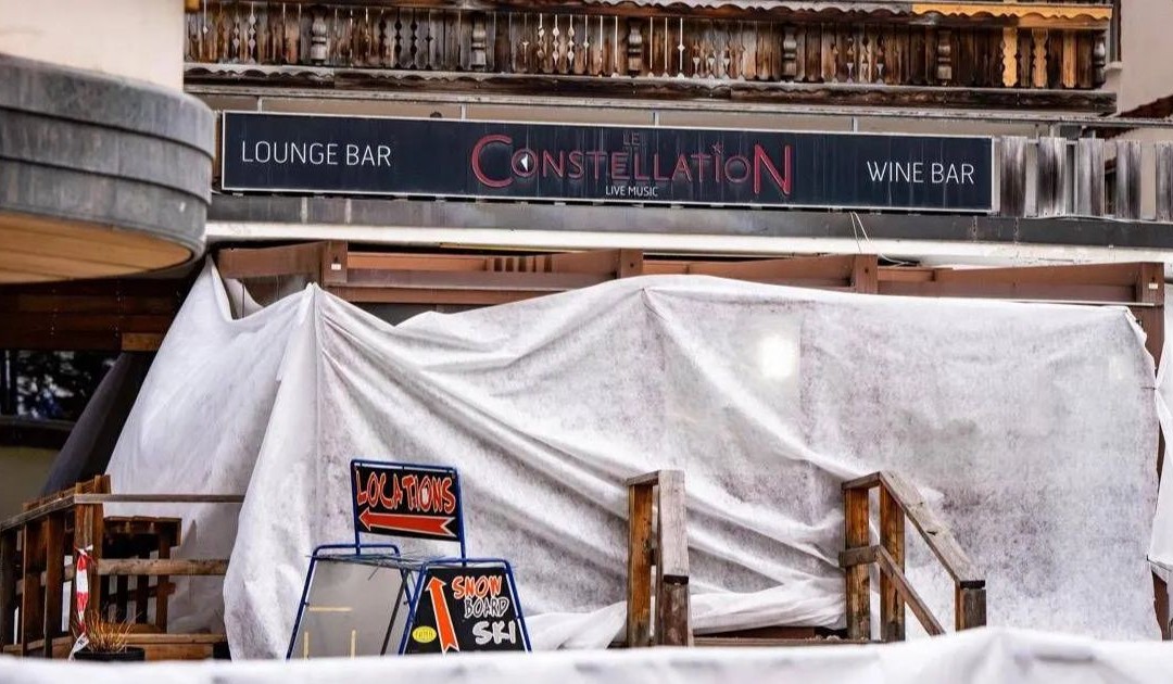 Crans-Montana, salgono a quattro gli indagati: due funzionari comunali