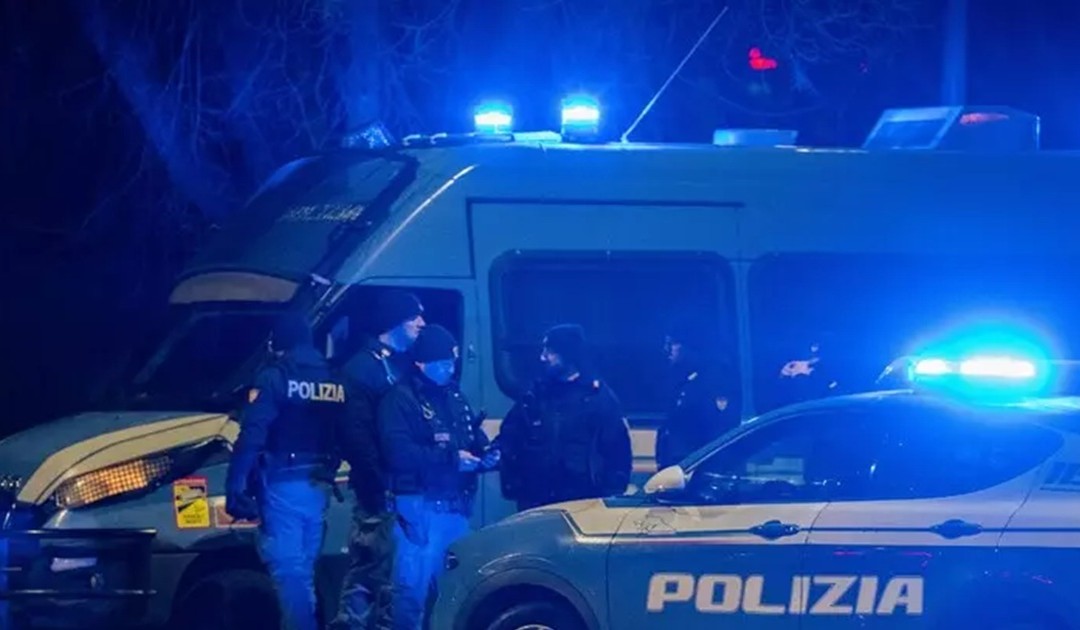 Sparatoria a Milano, poliziotto uccide 28enne marocchino