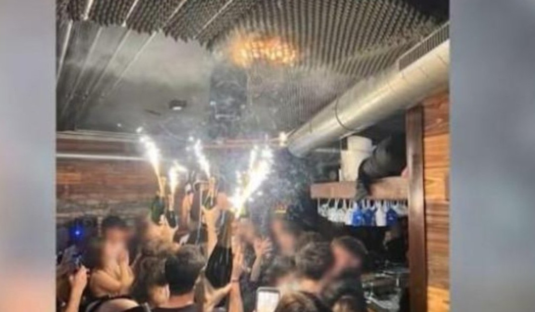 Una porta stretta, una folla senza uscita: se la sicurezza è solo burocrazia