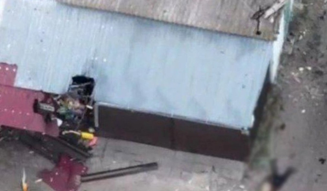 Drone ucraino su bar e hotel a Kherson durante la festa: almeno 24 morti