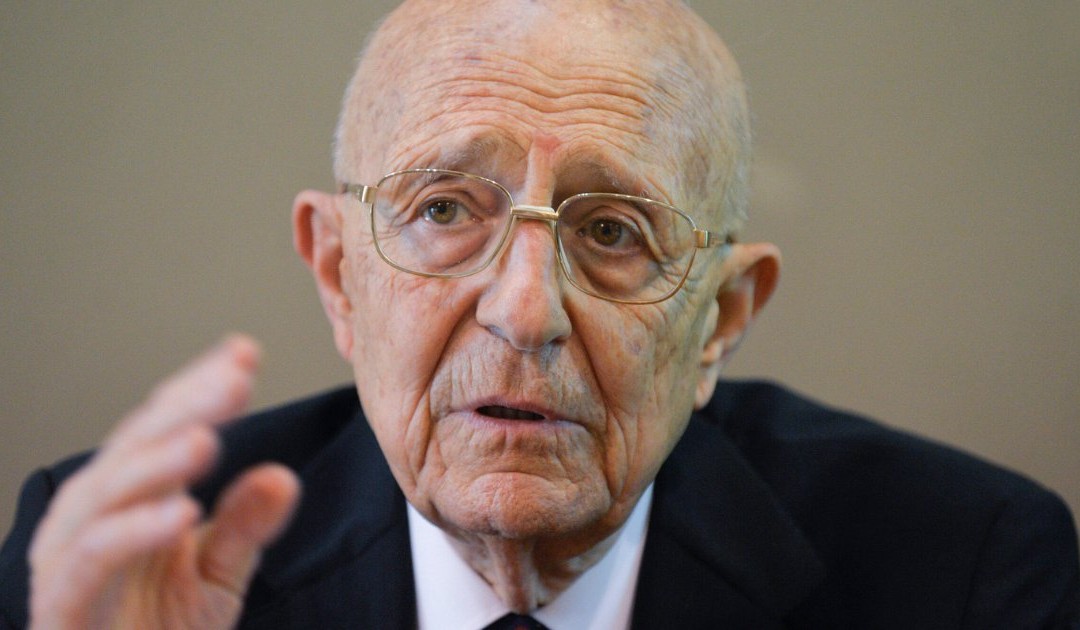 Cassese: «Repubblica in buona salute. Politica ridotta a slogan»