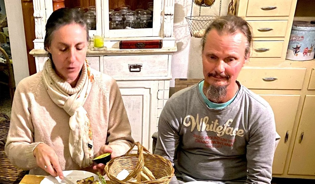 Famiglia del bosco, per i bimbi feste senza genitori: concesse solo poche ore