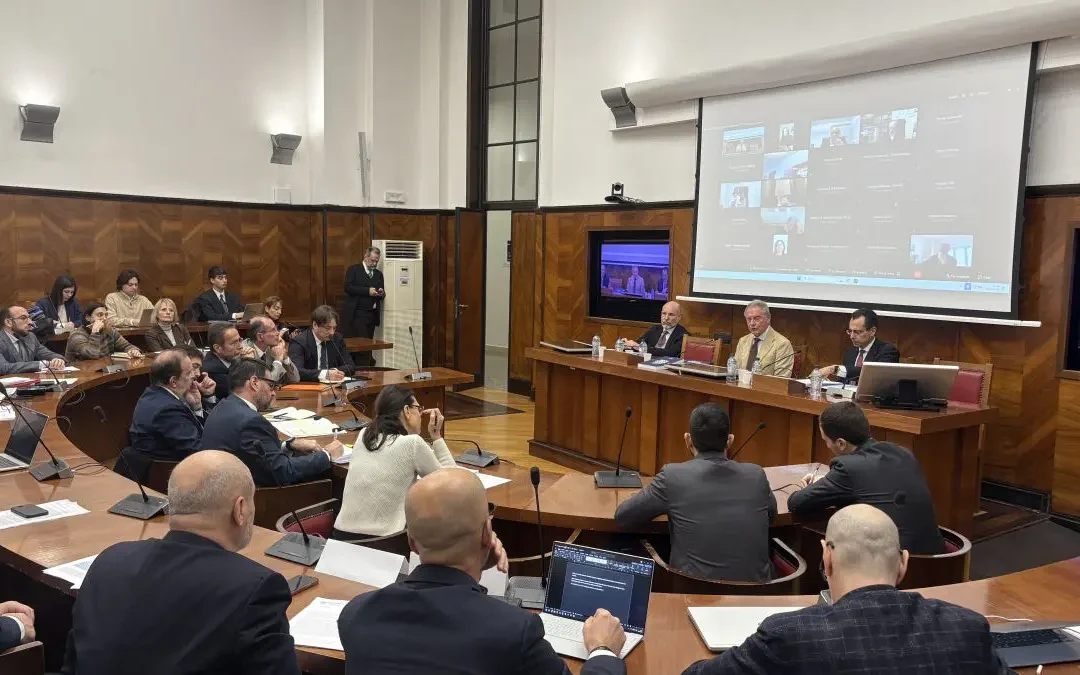 Industrie energivore, Urso all’Ue “Servono riforme radicali, subito”