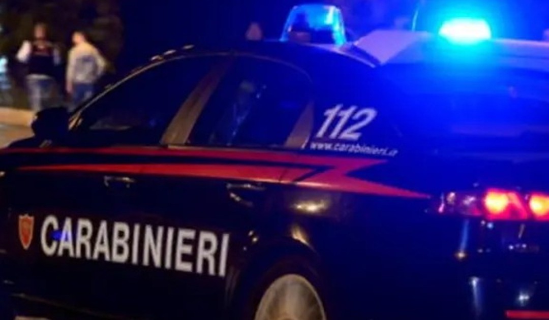 Segregata in casa e seviziata a Sassari, arrestato il fidanzato