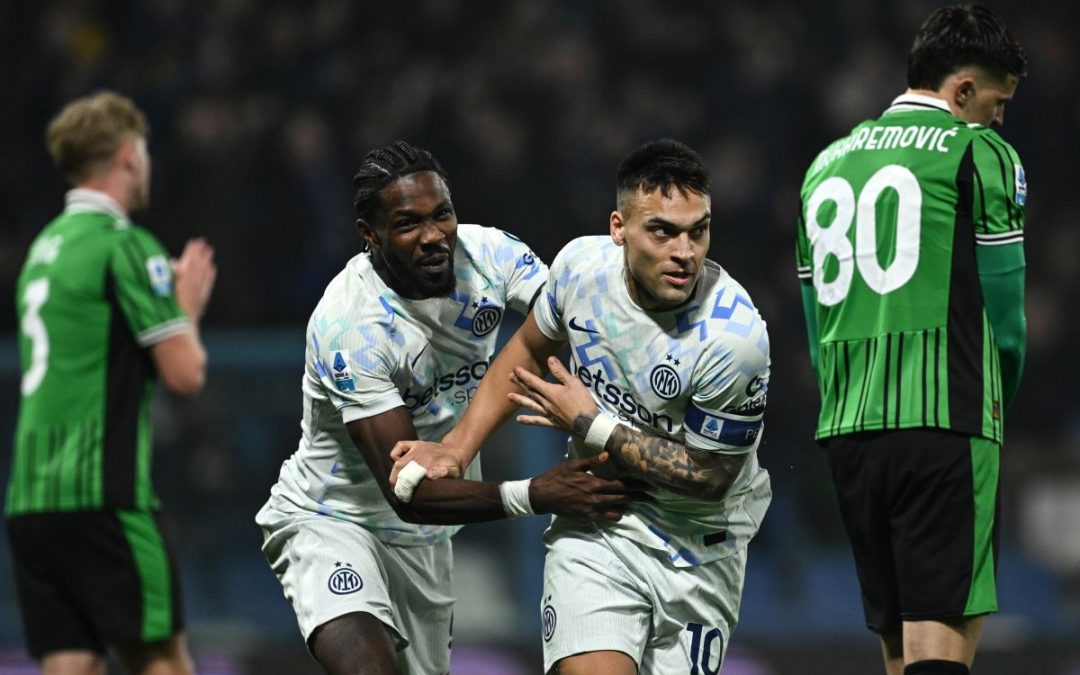 Inter travolgente a Reggio Emilia, 5-0 al Sassuolo e +8 sul Milan