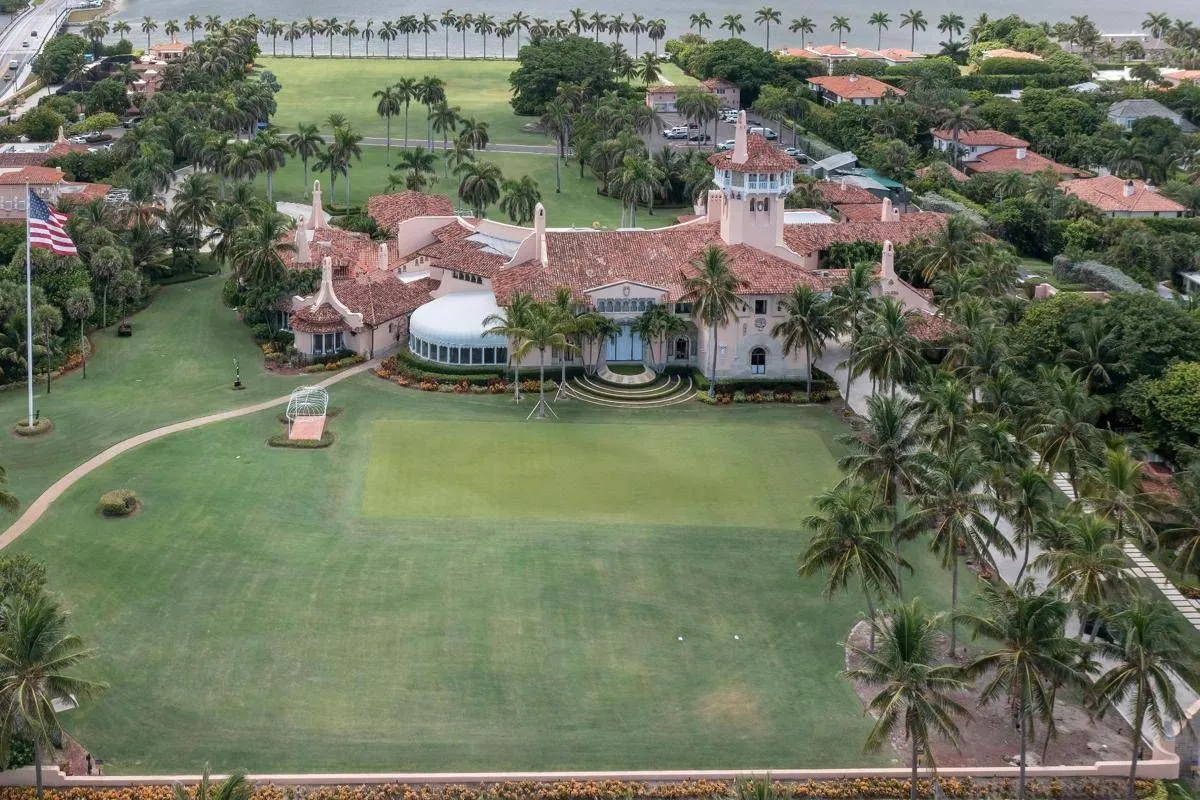 Tenta-di-entrare-nella-residenza-di-Trump-uomo-armato-ucciso-a-Mar-a-Lago