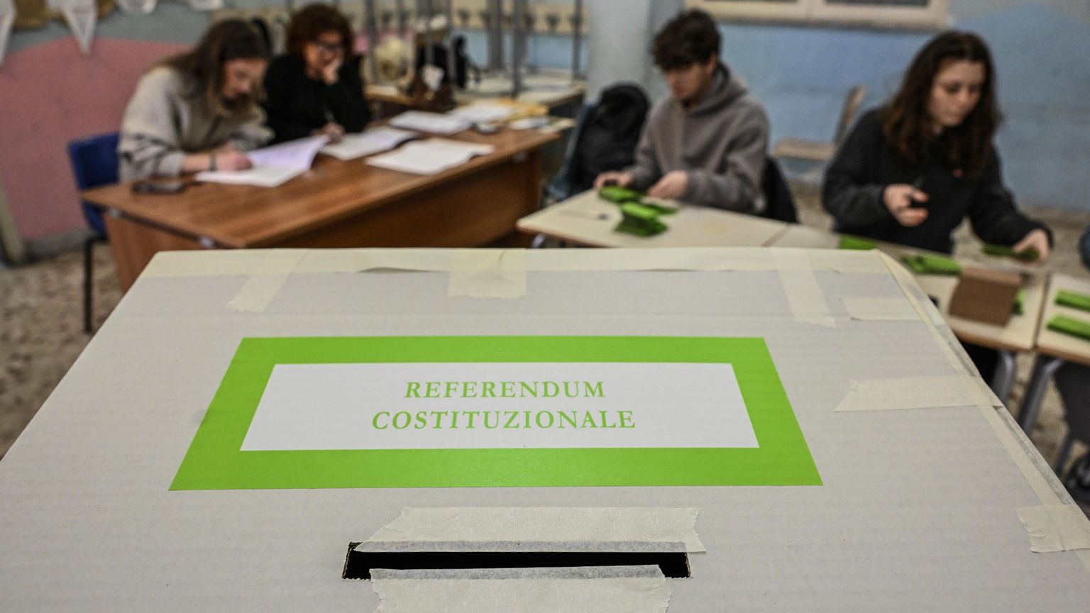 51b65cd4-f473-470e-b138-fd1ef2f00980