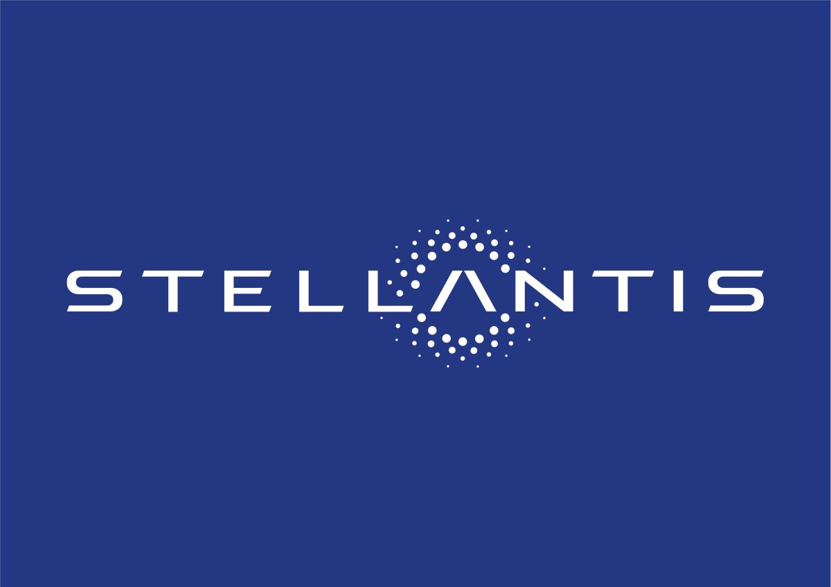 stellantis-logo-blue-background