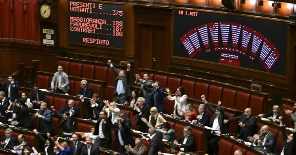 Voto Camera