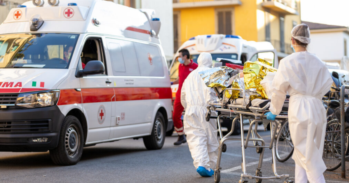ragazzo uccide madre