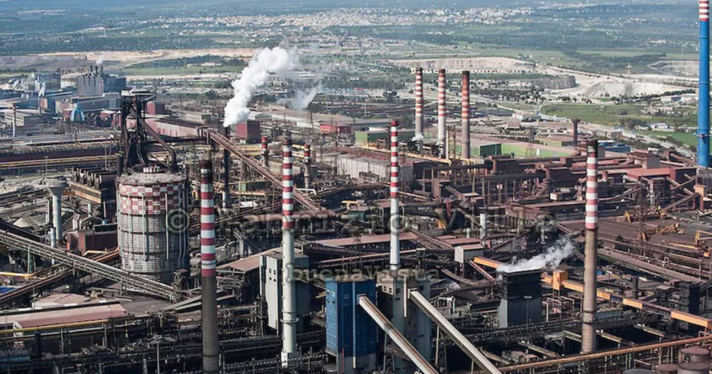 Taranto ospita i Giochi del Mediterraneo, nel mezzo crisi per ex Ilva